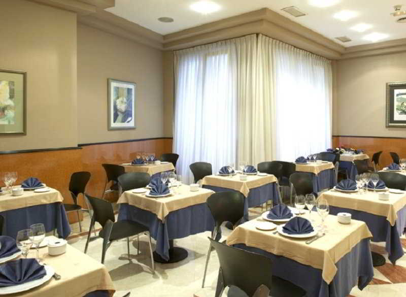 Hotel Sercotel Ciudad De Oviedo Restaurante foto